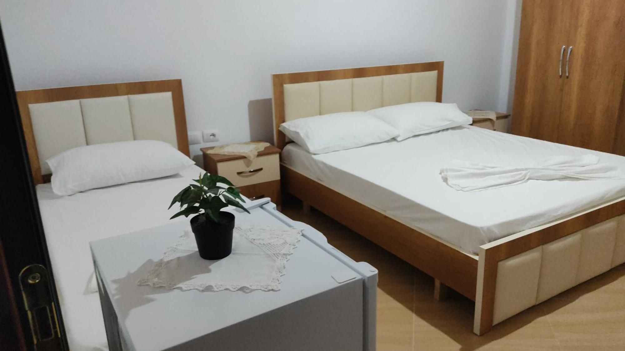 Dino Guest House Gjirokastër المظهر الخارجي الصورة