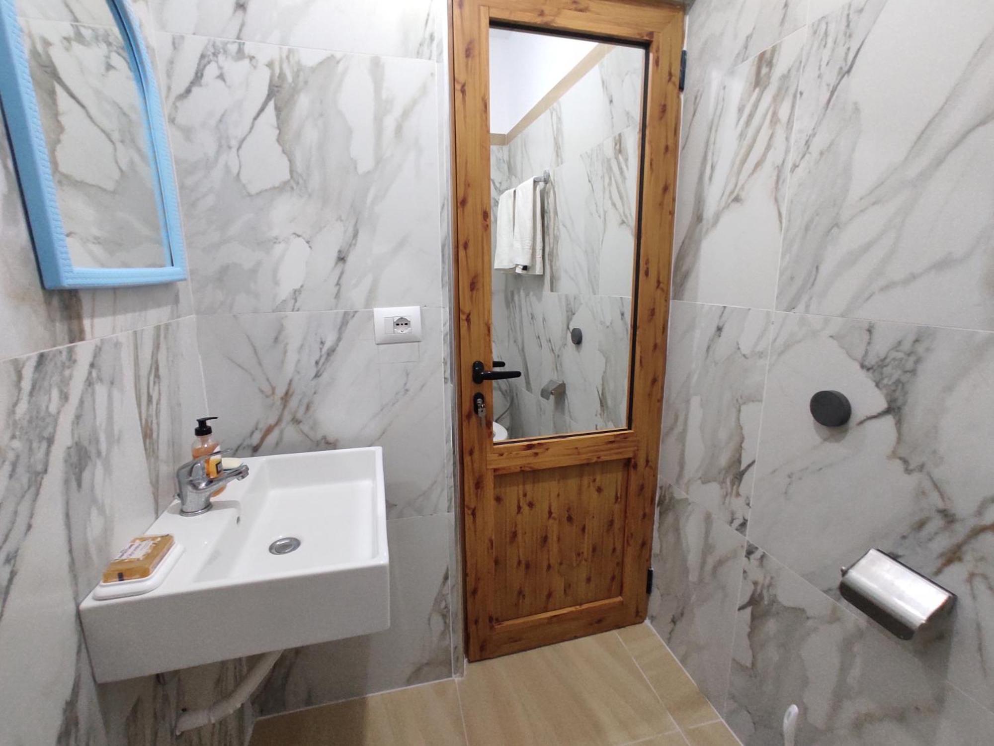 Dino Guest House Gjirokastër المظهر الخارجي الصورة